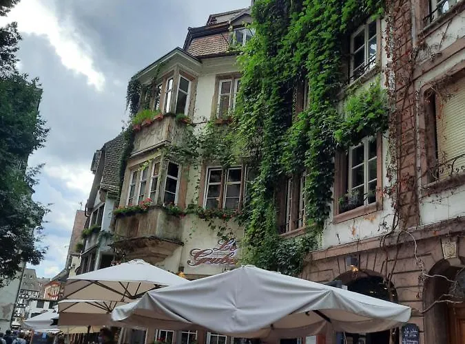 Apartment Chez Do.. *